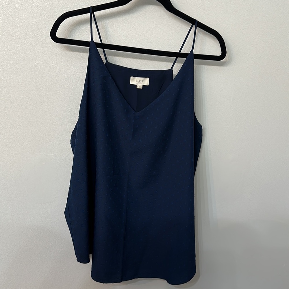 Navy flowy tank